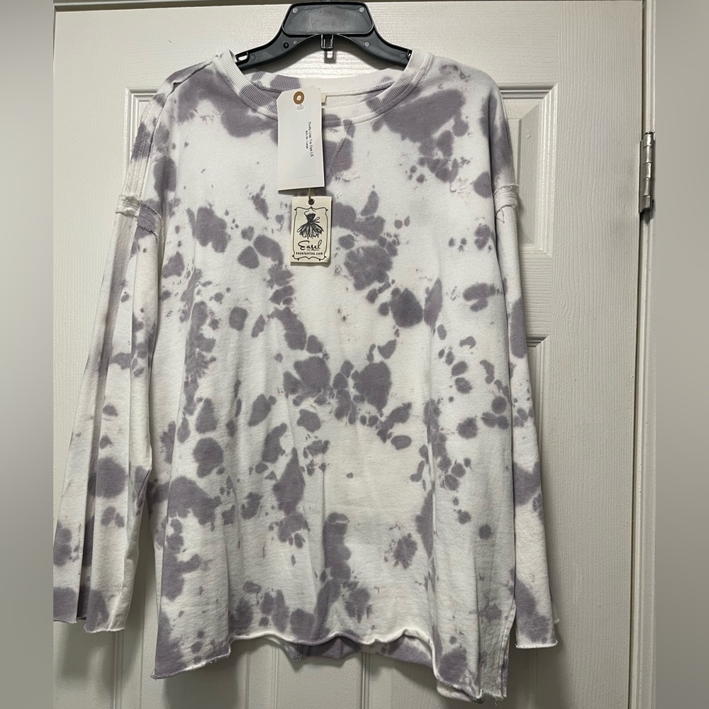 Easel Tie Dye Boutique Long Sleeve